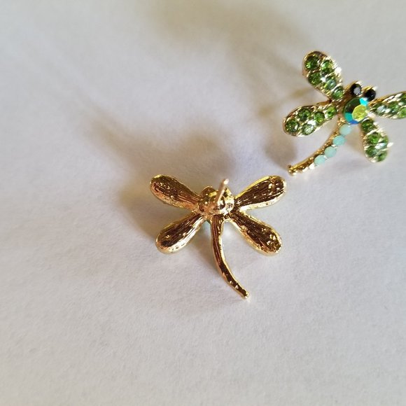 Green Stones AB Stones Firefly Push-Back Stud Earrings - NWOT - Picture 2 of 3